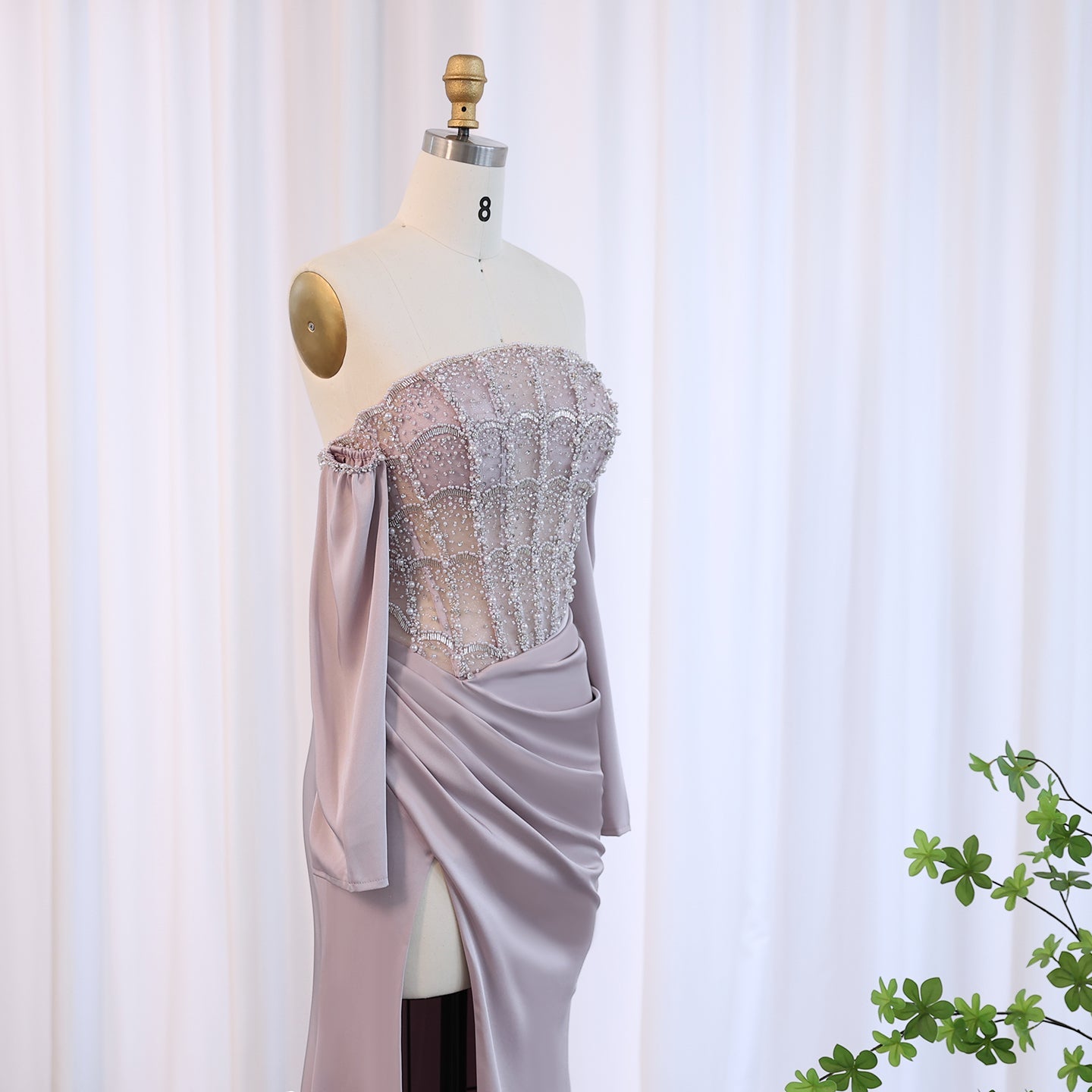 Luxury White Scalloped Evening Dress with High Slit