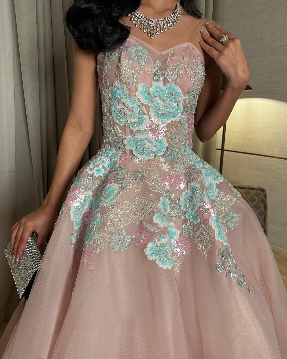 Luxury pink evening dress with colorful embroidered flowers