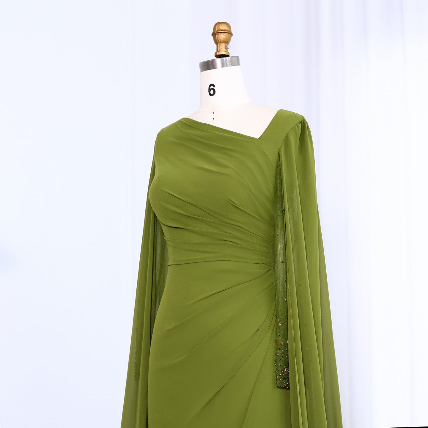 Elegant Green Long Sleeve Evening Dress with cape