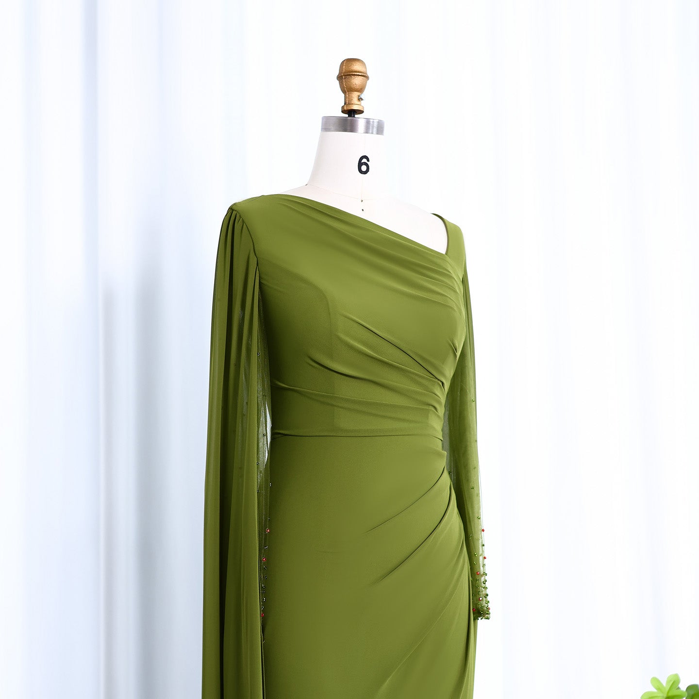 Elegant Green Long Sleeve Evening Dress with cape