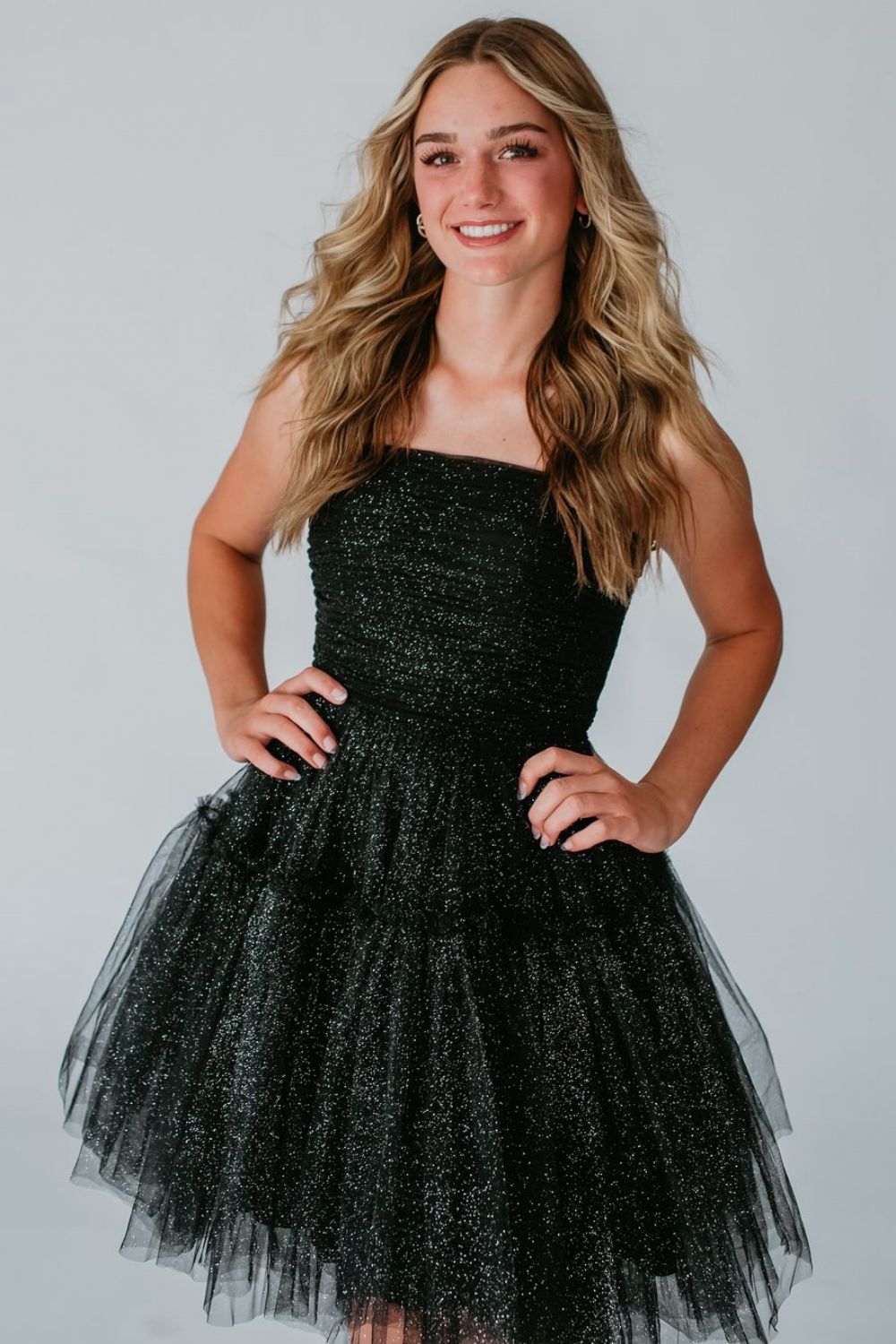 Glitter Black Lace Up Short Tulle Homecoming Dress