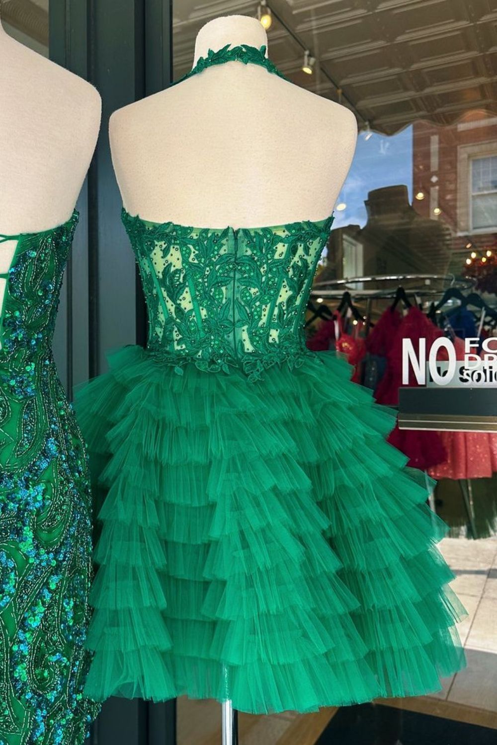 A-Line Halter Short Tulle Homecoming Dress