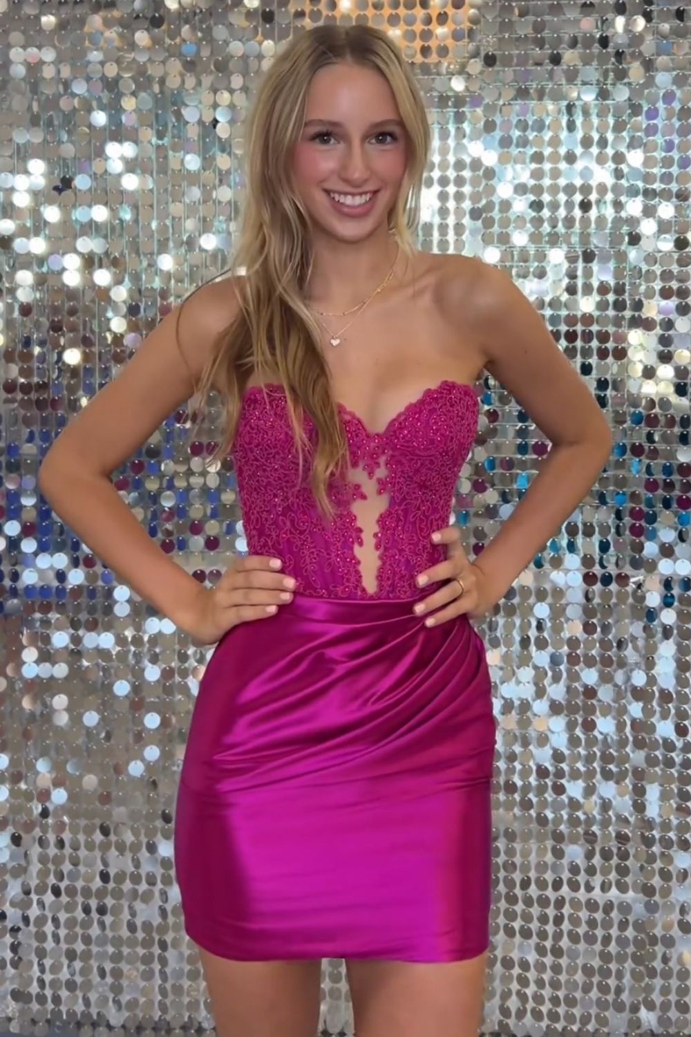Stunning Fuchsia Bodycon Short Satin Homecoming Dress
