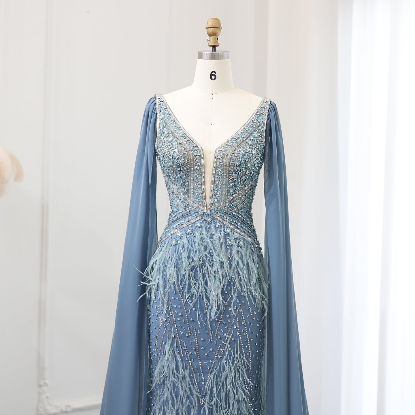 Luxury Feathers Blue Evening Dress with Cape Sleeves