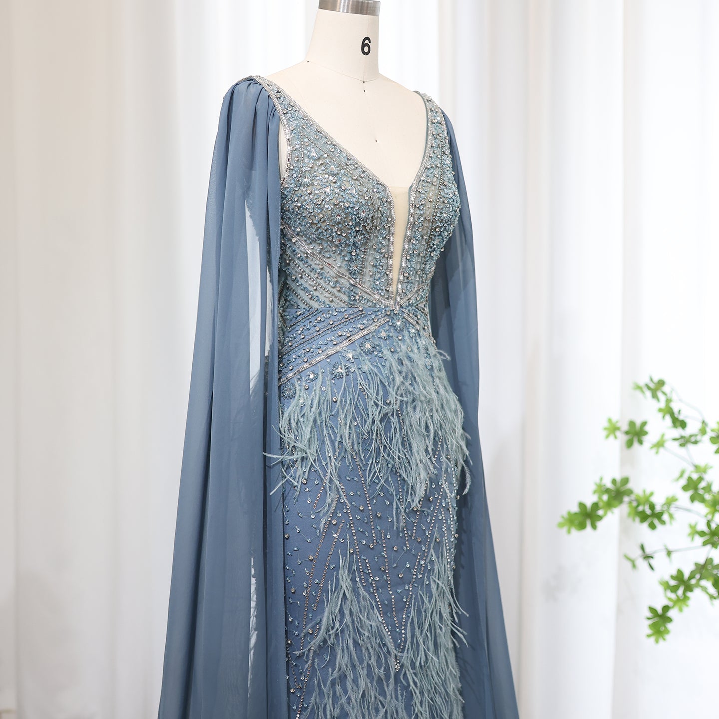 Luxury Feathers Blue Evening Dress with Cape Sleeves