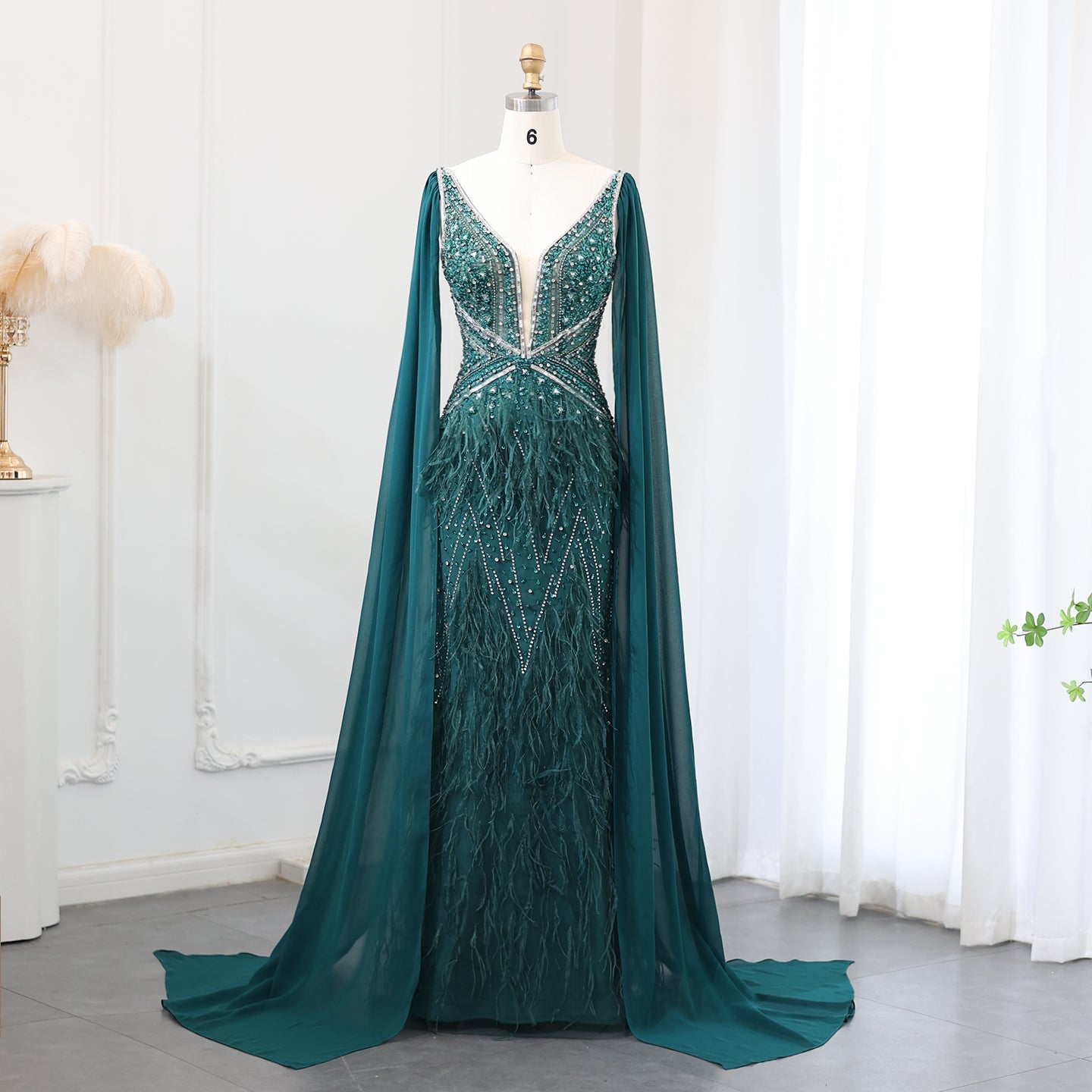 Luxury Feathers Blue Evening Dress with Cape Sleeves