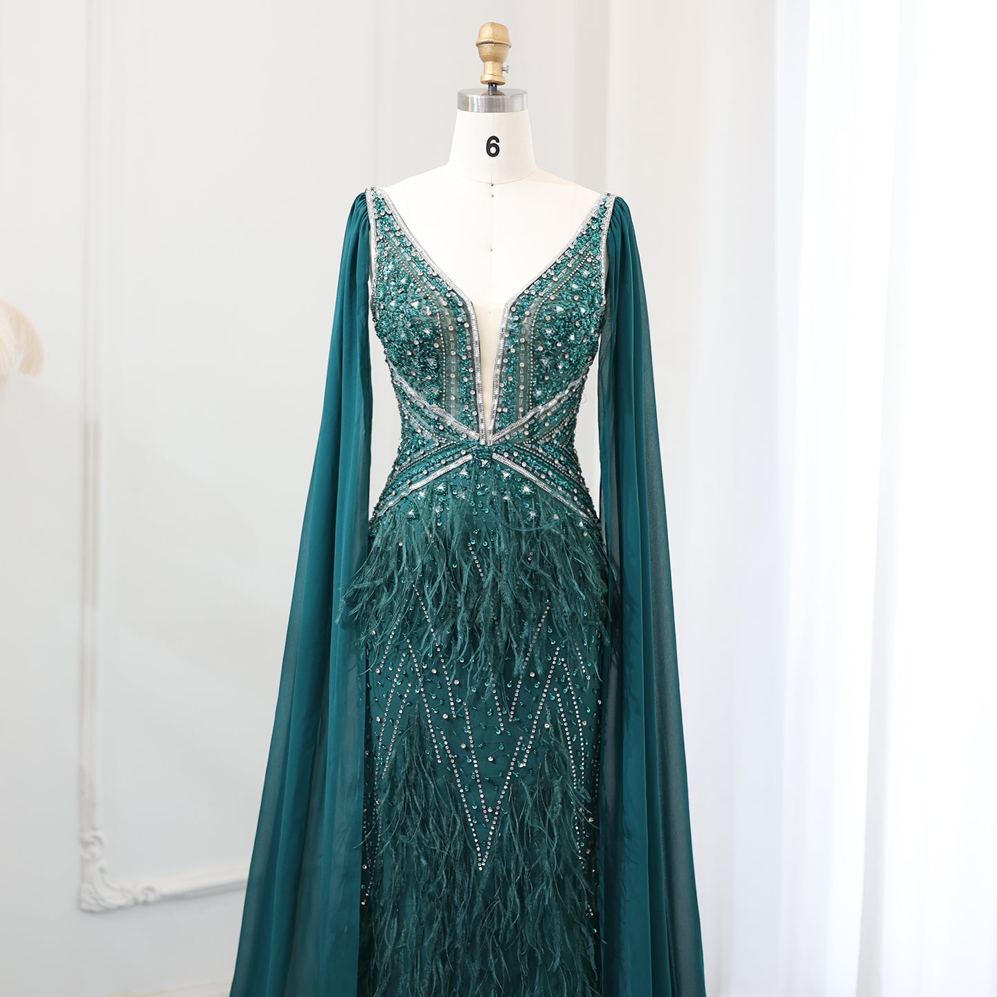Luxury Feathers Blue Evening Dress with Cape Sleeves