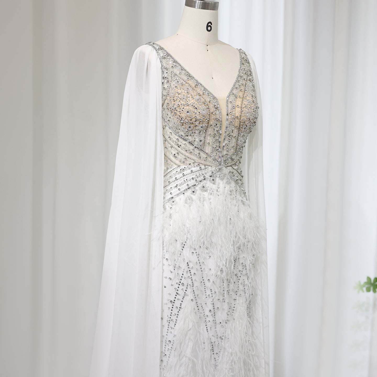 Luxury Feathers Blue Evening Dress with Cape Sleeves