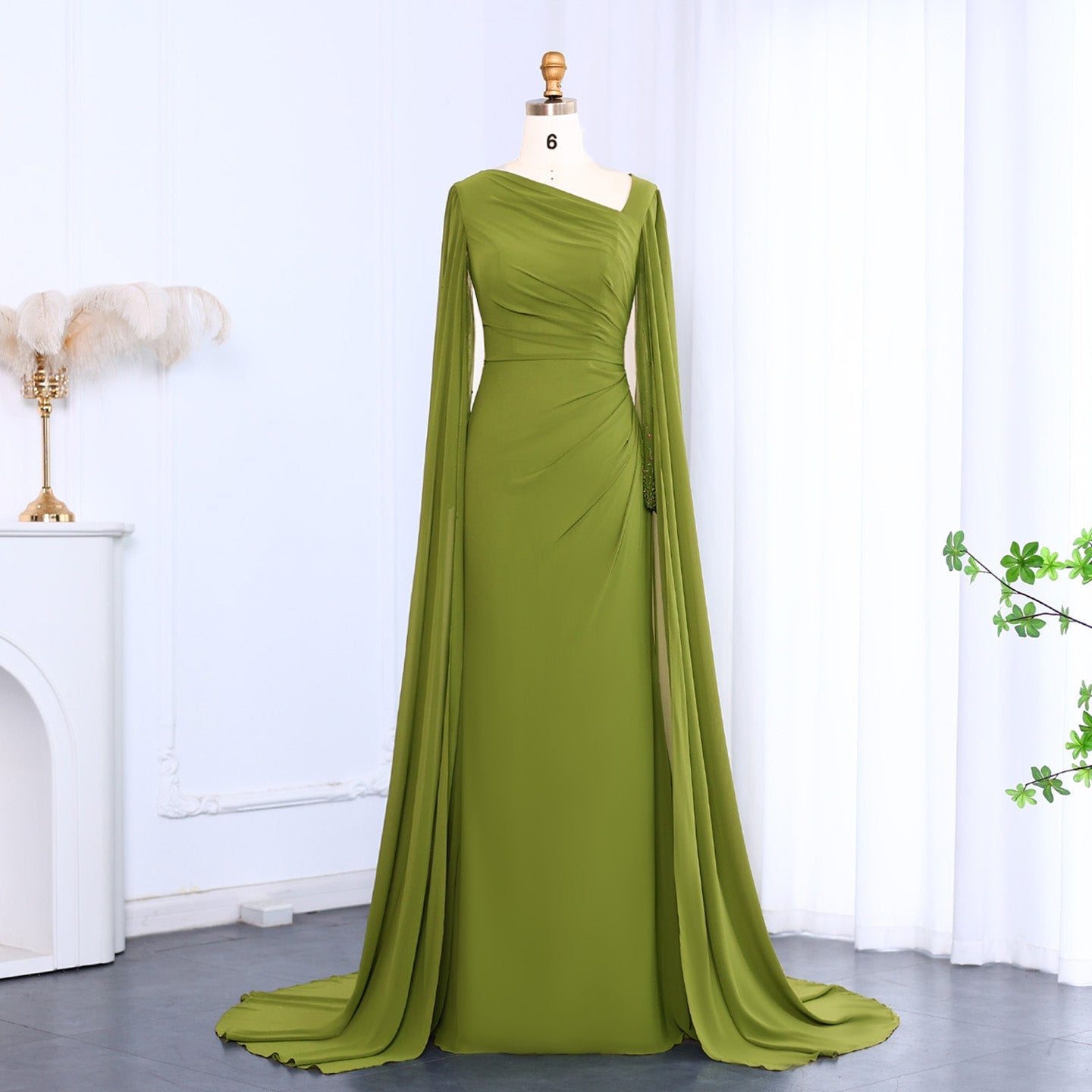 Elegant Green Long Sleeve Evening Dress with cape