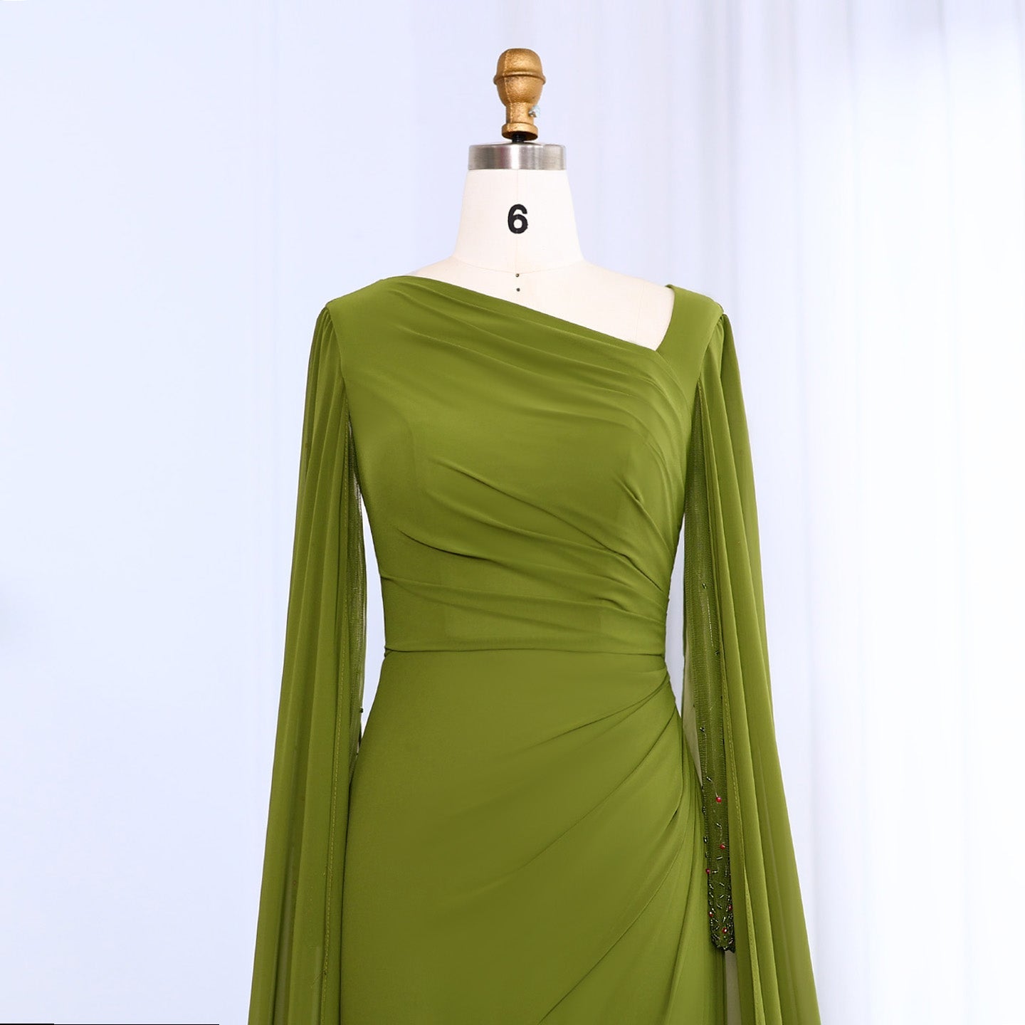 Elegant Green Long Sleeve Evening Dress with cape