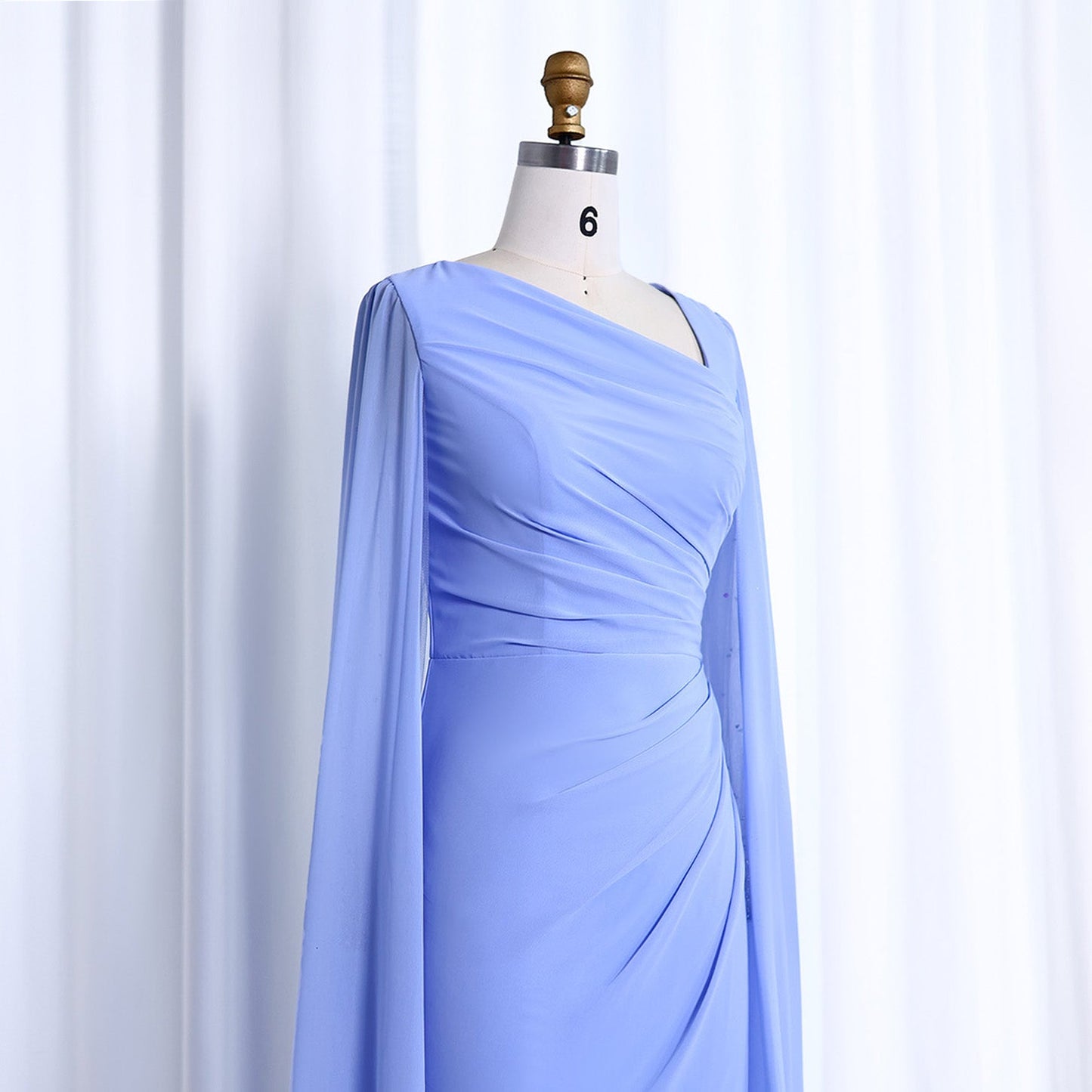 Elegant Green Long Sleeve Evening Dress with cape