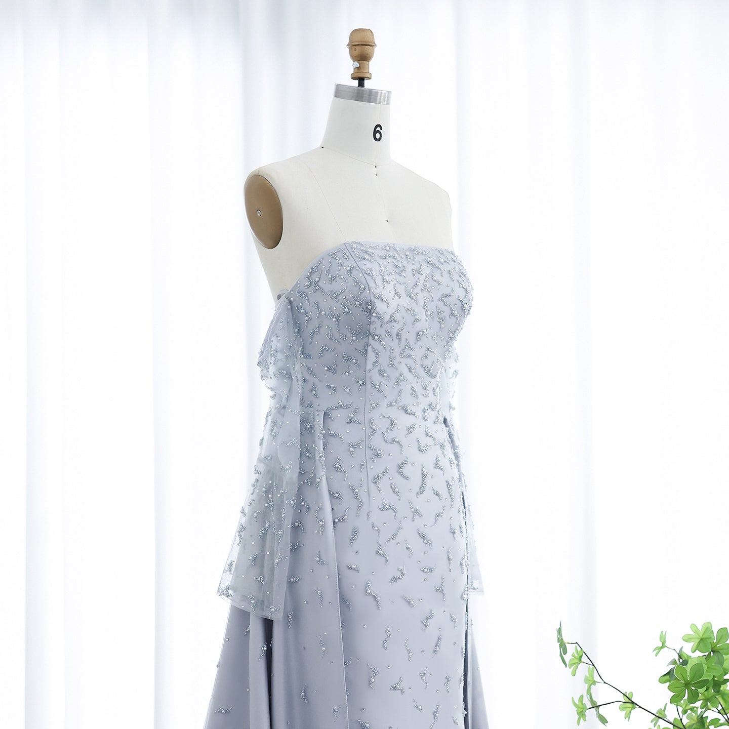 Luxury Silver Gray Evening Dress with Overskirt Sleeves