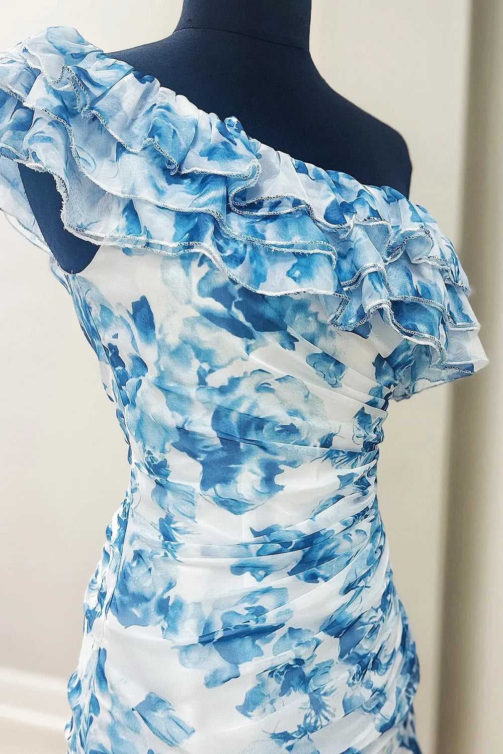 Chic Sheath Foral Printed Short Homecoming Dress