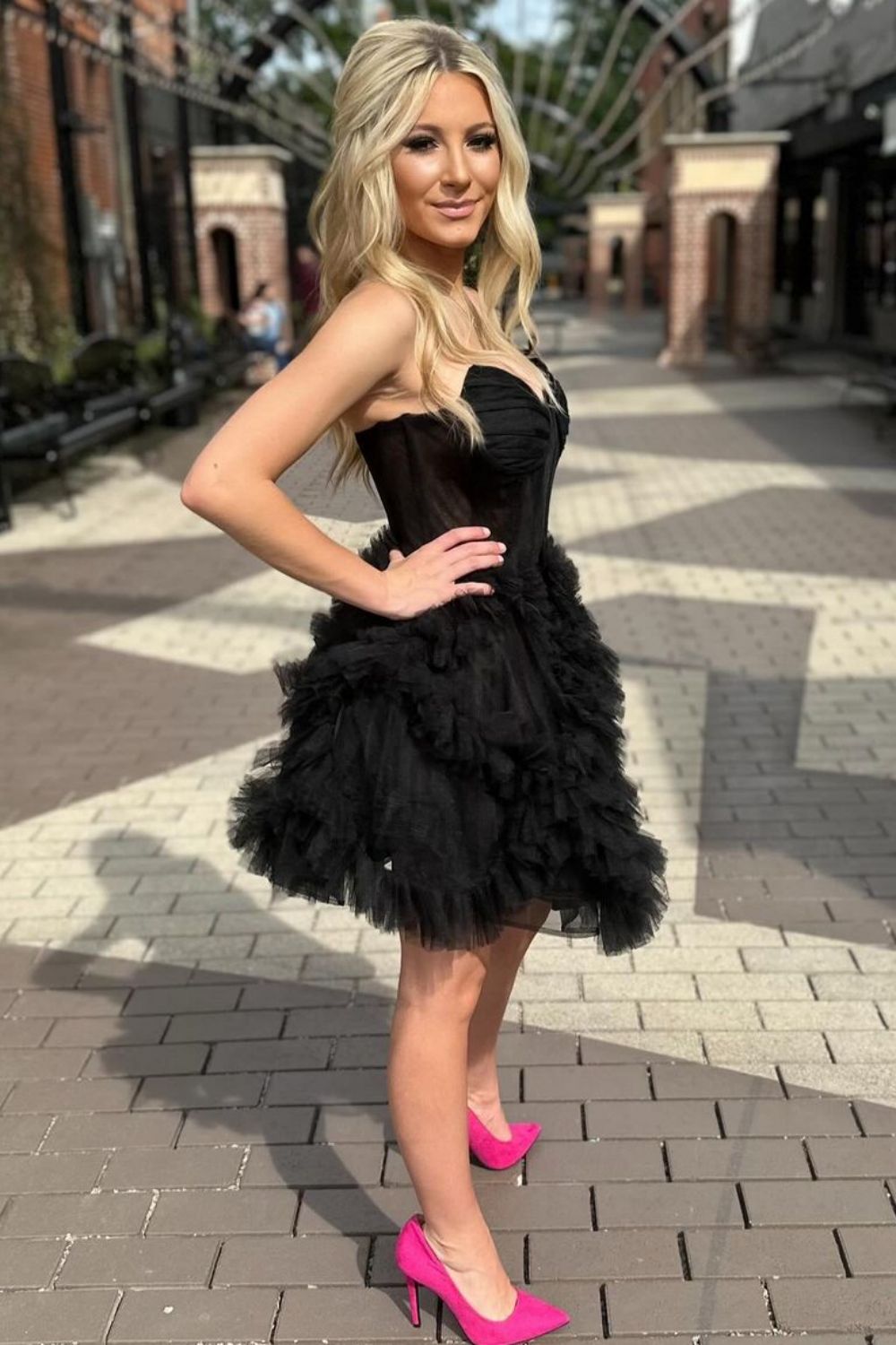 Black Short Tulle Homecoming Dress With Ruffle