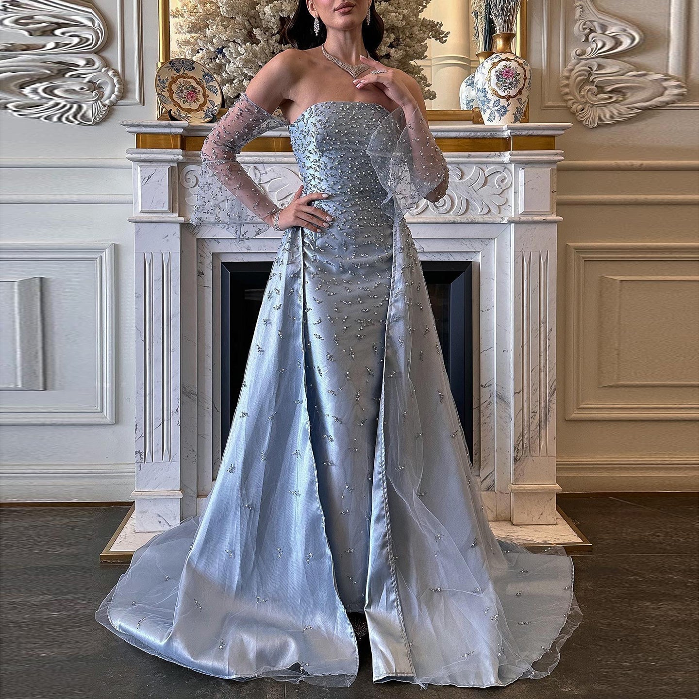 Luxury Silver Gray Evening Dress with Overskirt Sleeves